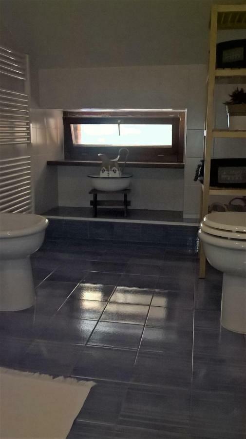 Luci Sui Monti Bed & Breakfast Sarnano Bagian luar foto