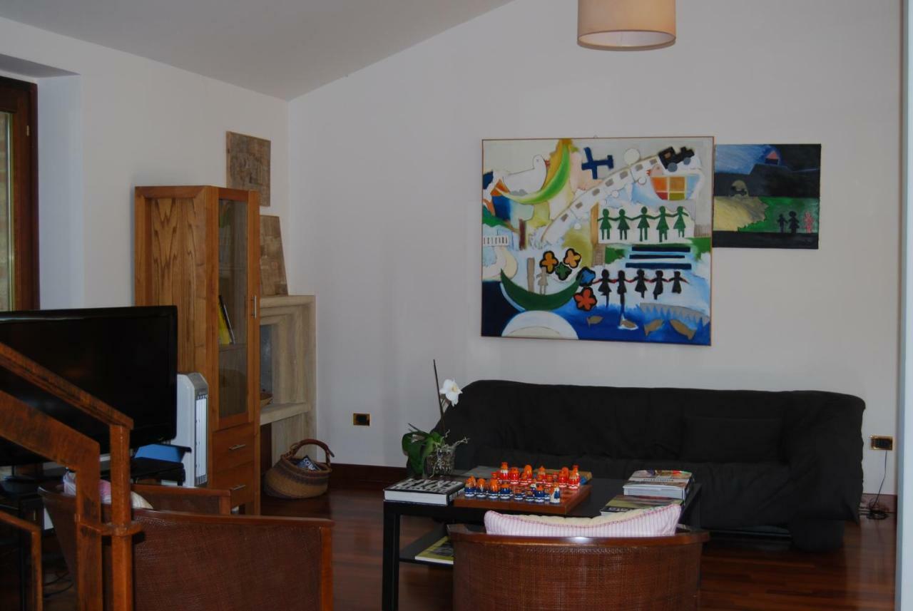 Luci Sui Monti Bed & Breakfast Sarnano Bagian luar foto